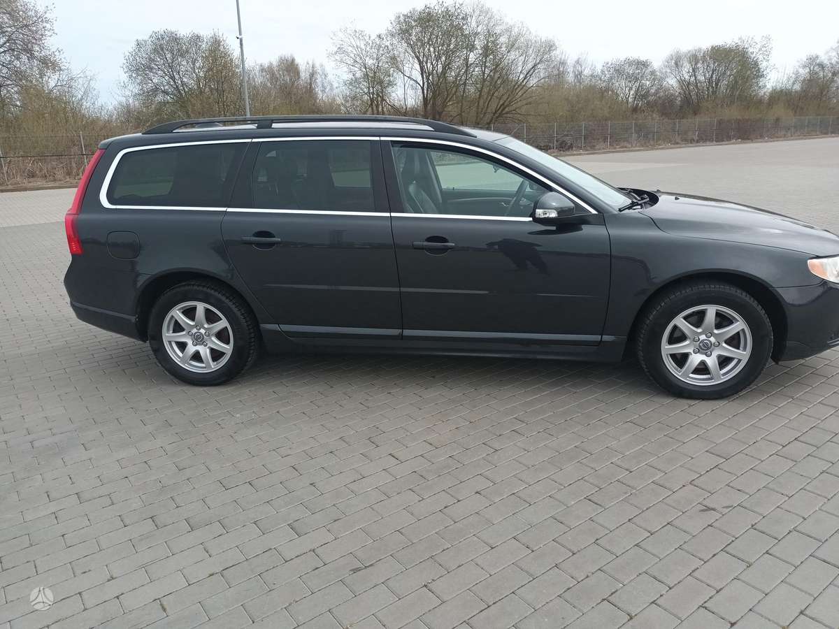 Volvo V70, 2.0 l., Универсал