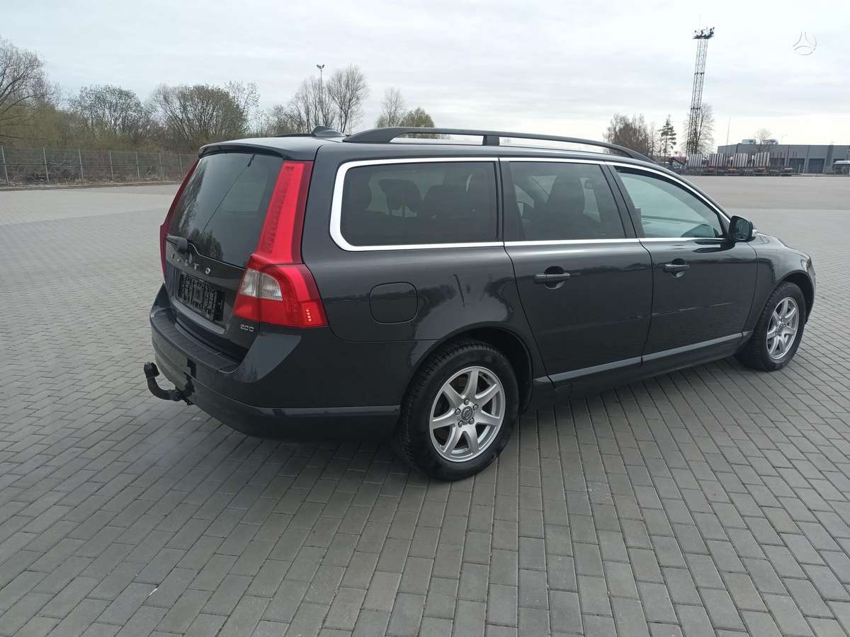 Volvo V70, 2.0 l., Универсал