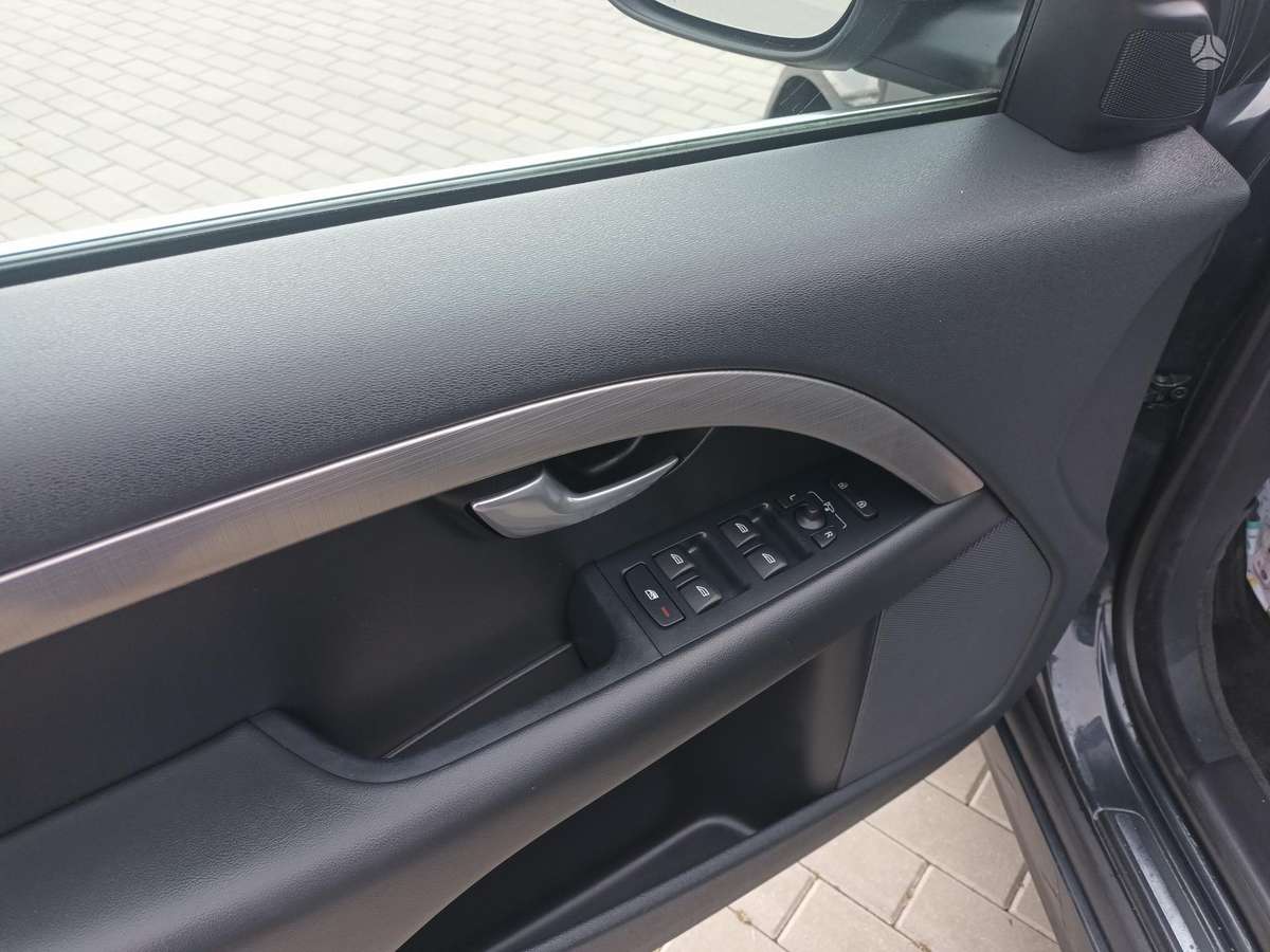 Volvo V70, 2.0 l., Универсал