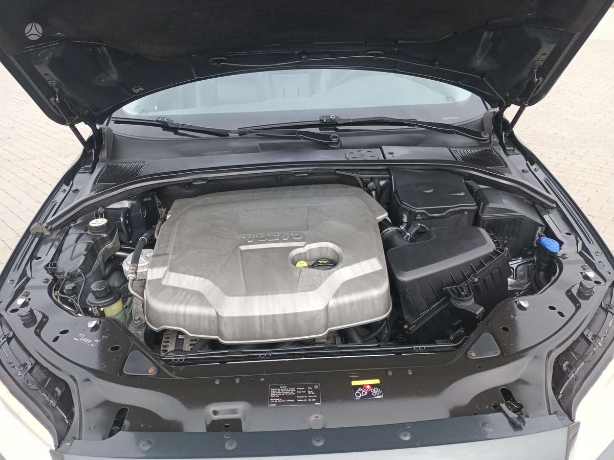 Volvo V70, 2.0 l., Универсал
