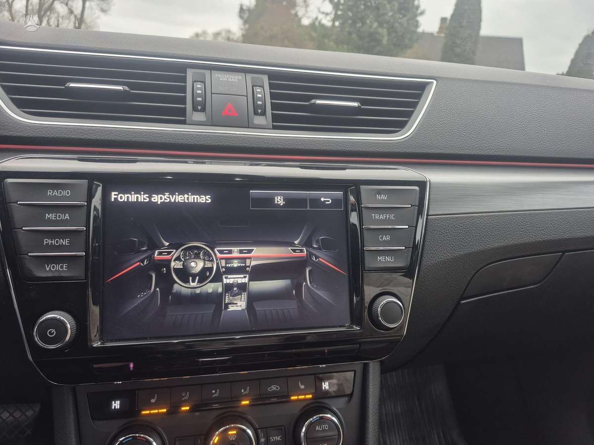 Skoda Superb, 2.0 l., Хэтчбек
