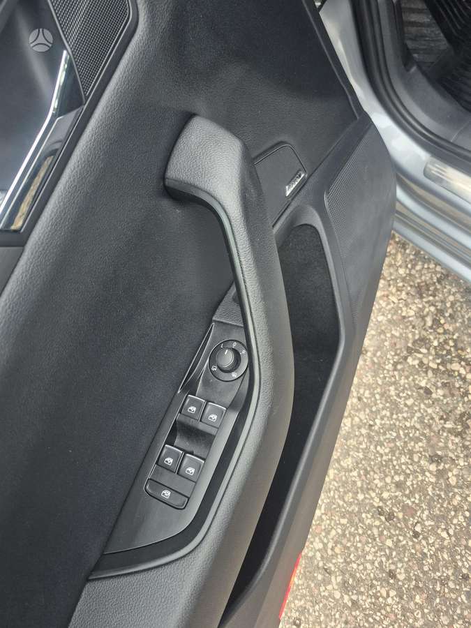 Skoda Superb, 2.0 l., hatchback