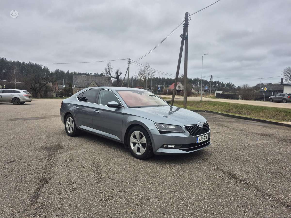 Skoda Superb, 2.0 l., hatchback