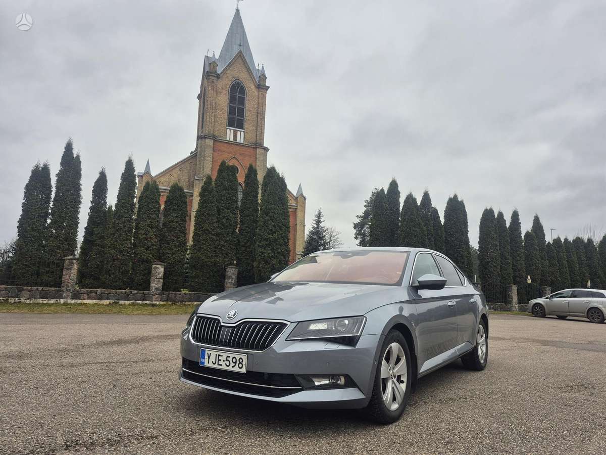 Skoda Superb, 2.0 l., Хэтчбек