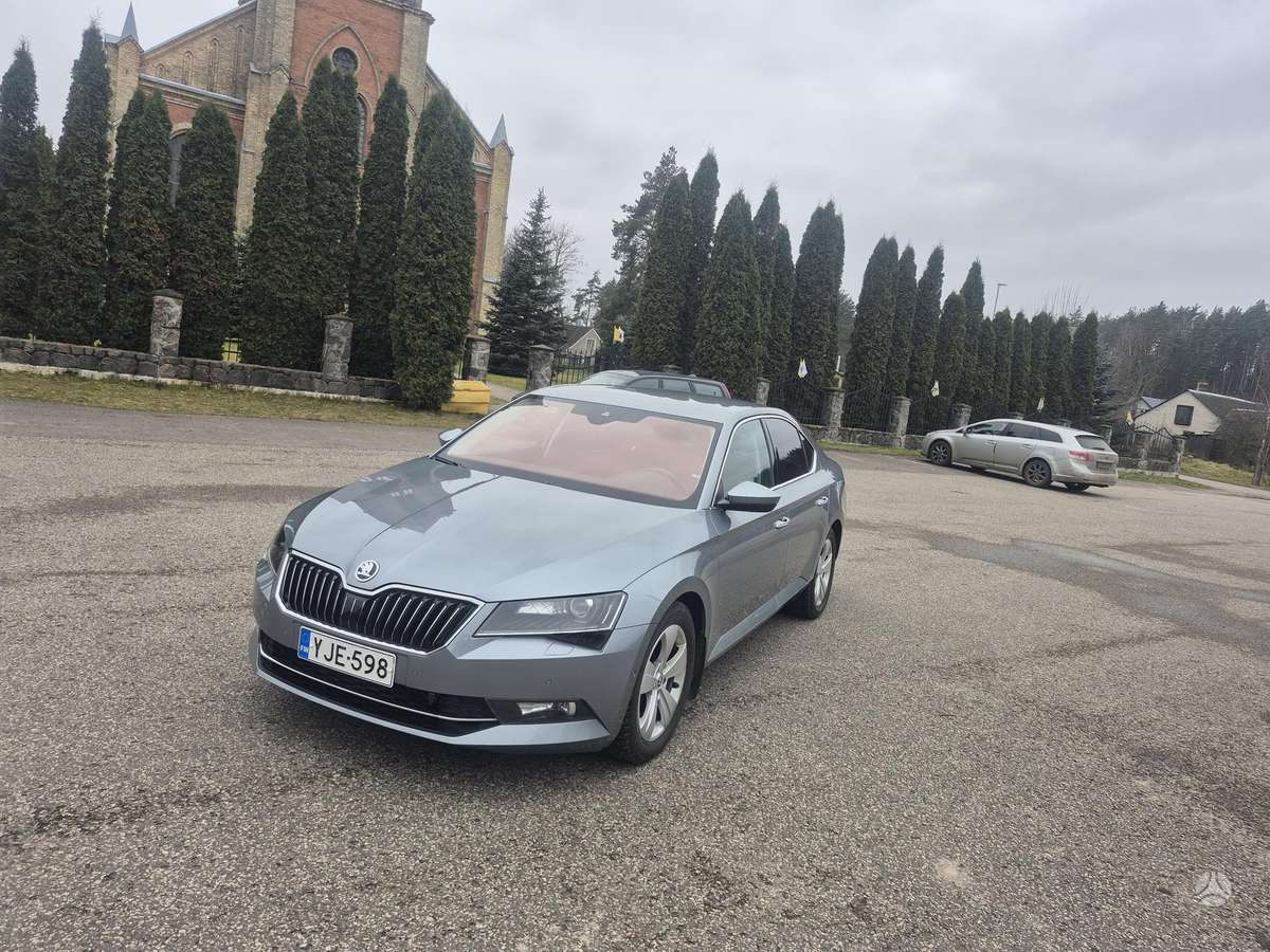 Skoda Superb, 2.0 l., hatchback