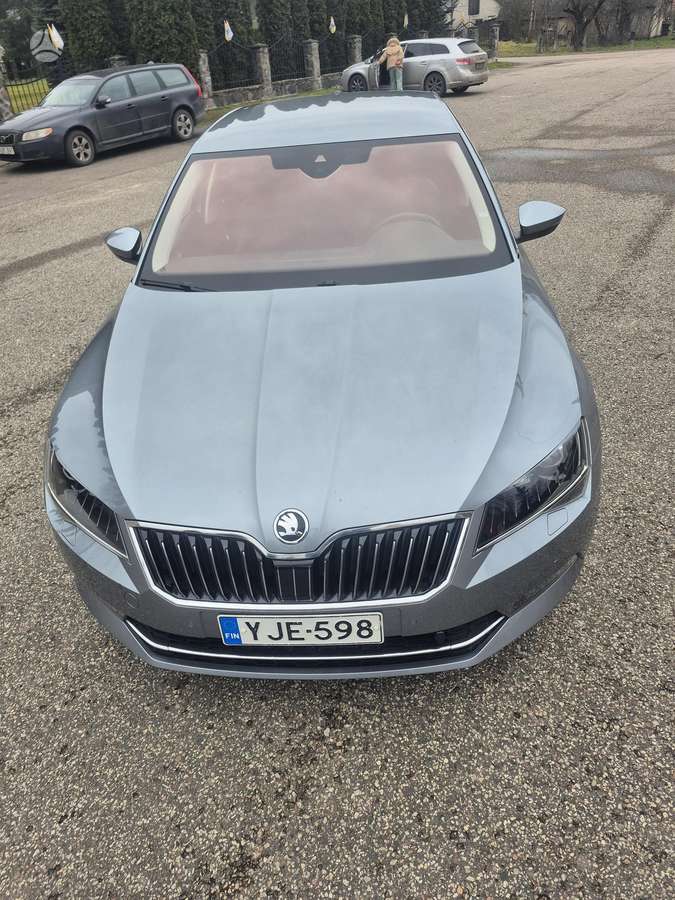 Skoda Superb, 2.0 l., hatchback