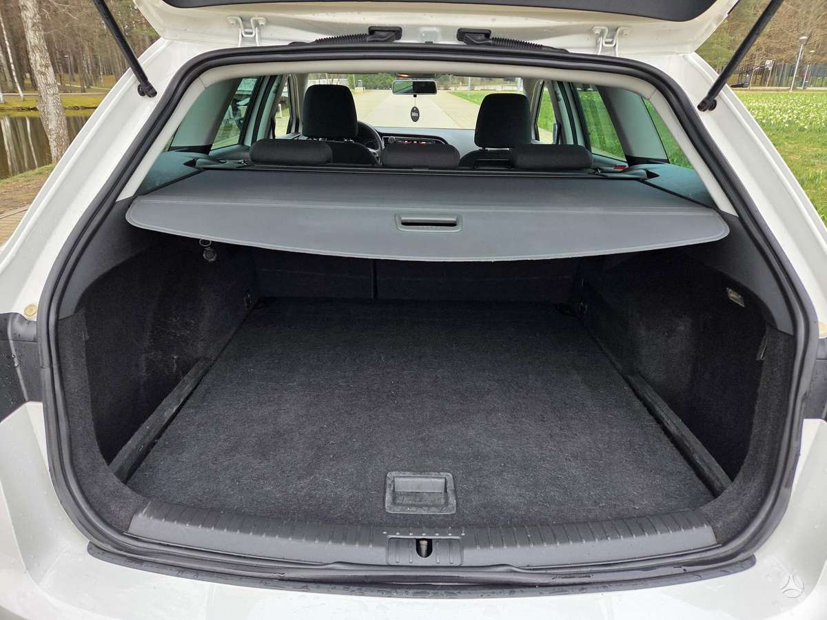Seat Leon, 1.6 l., universalas