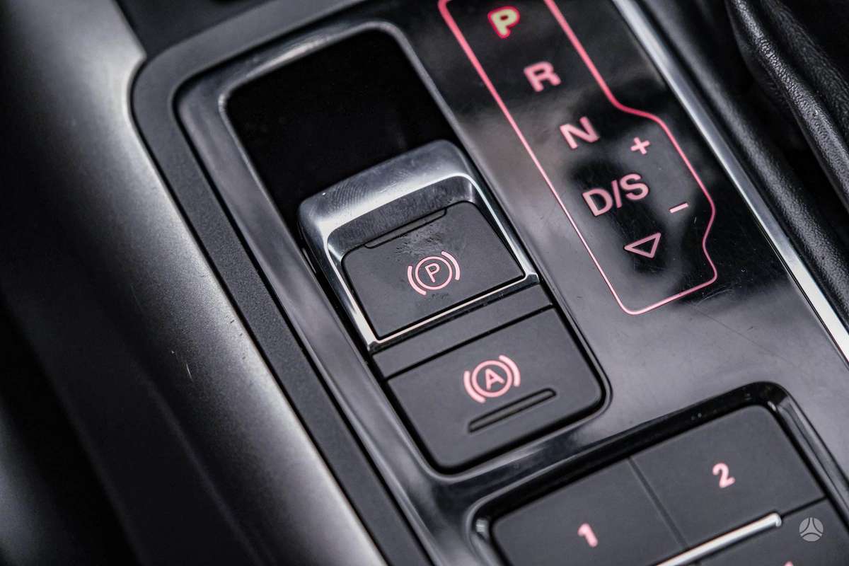 Audi A6, 2.0 l., Универсал