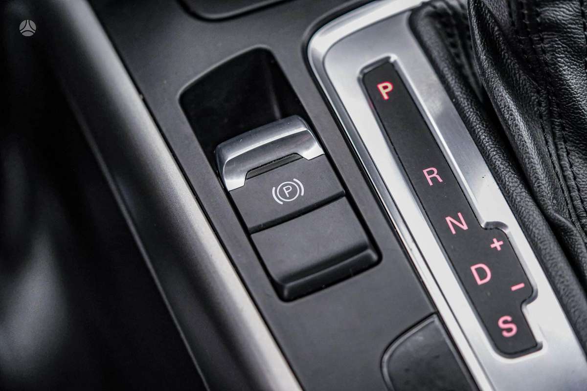 Audi A4, 2.0 l., Универсал
