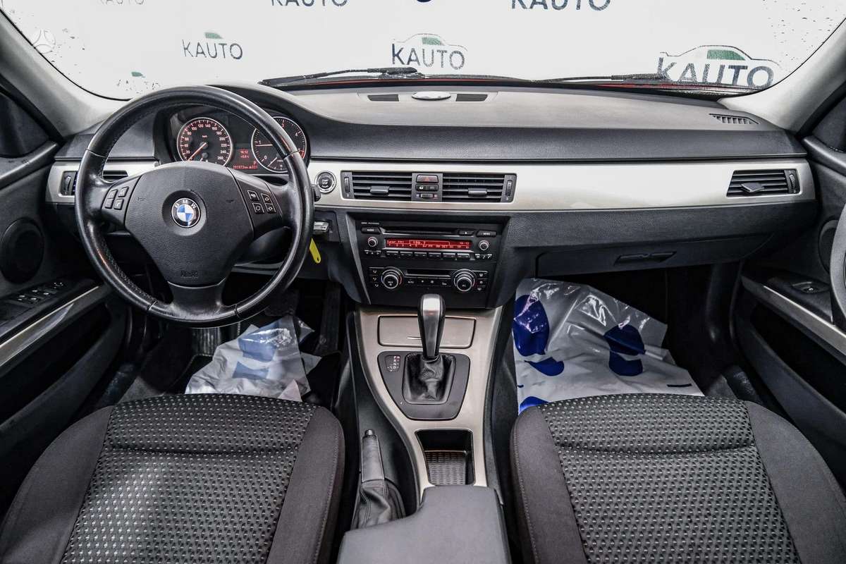 BMW 320, 2.0 l., universalas