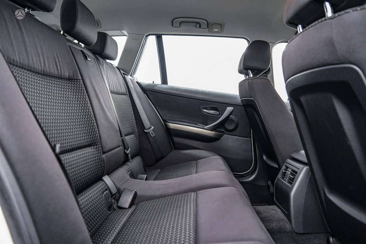 BMW 320, 2.0 l., universalas