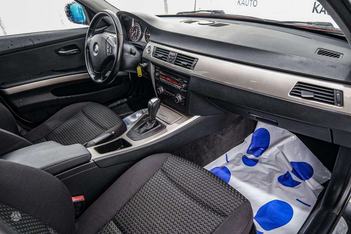 BMW 320, 2.0 l., wagon