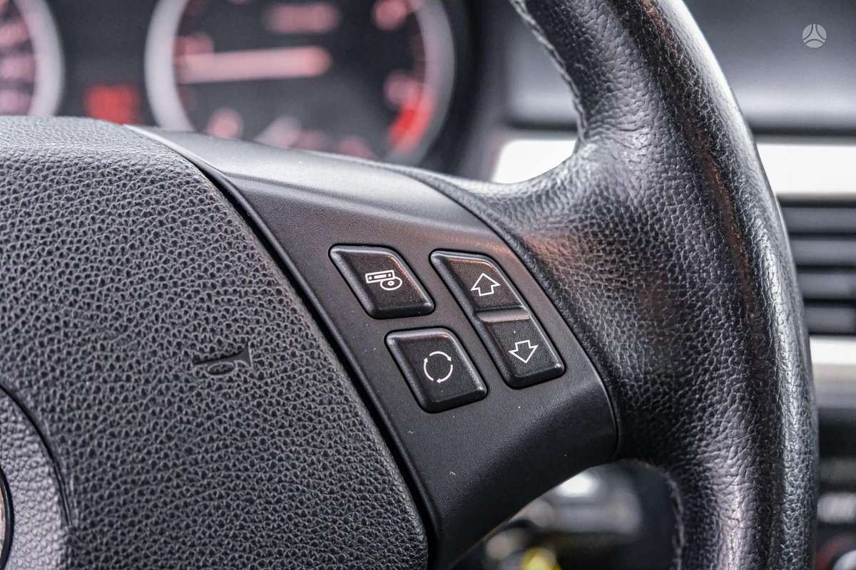 BMW 320, 2.0 l., universalas