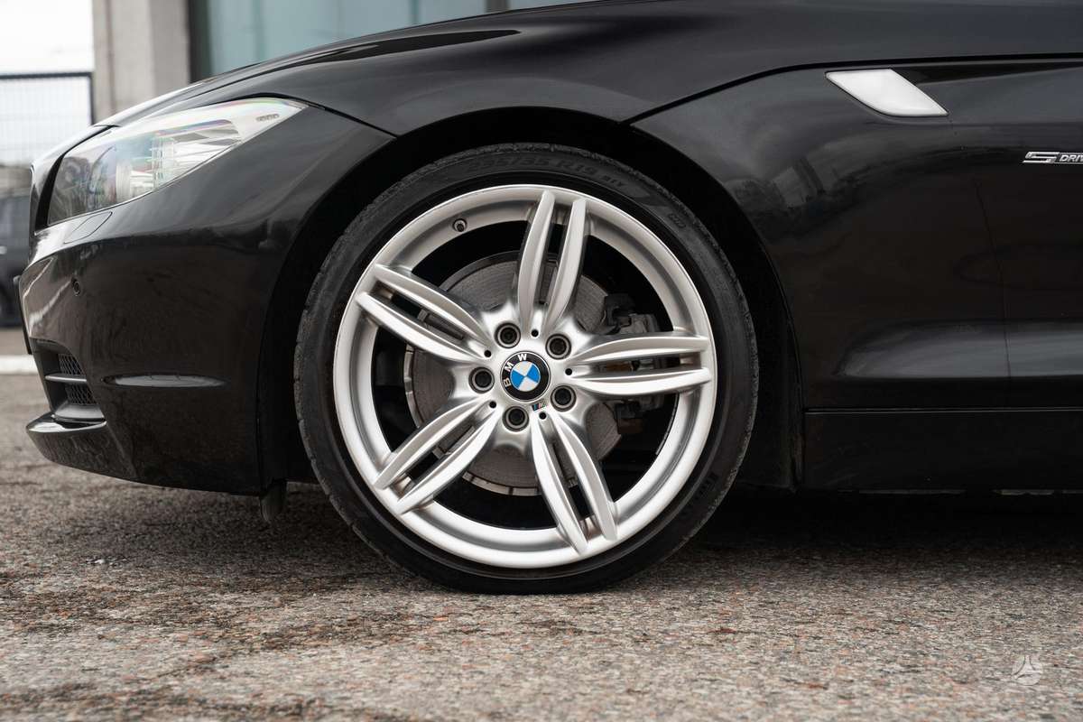 BMW Z4, 3.0 l., kabrioletas