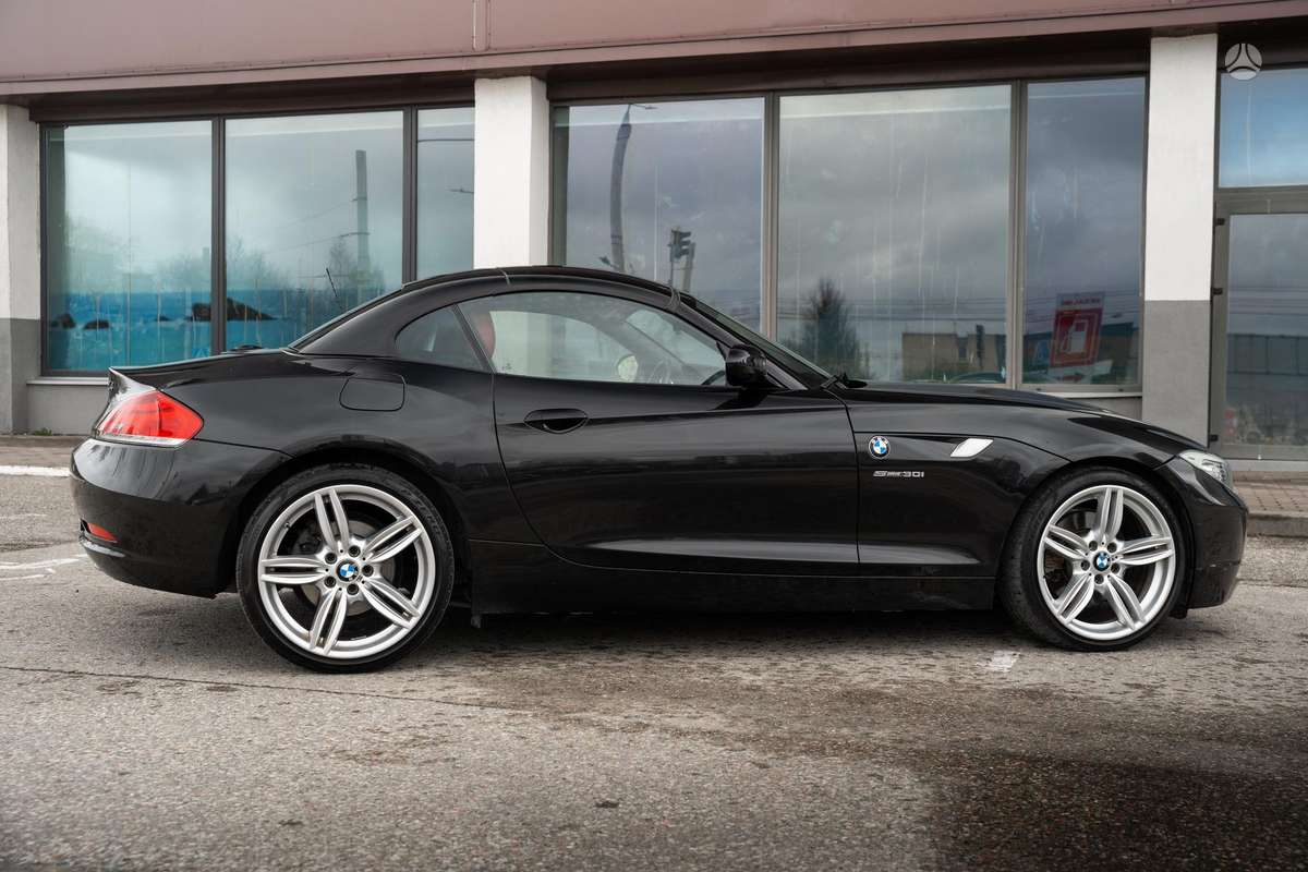 BMW Z4, 3.0 l., kabrioletas