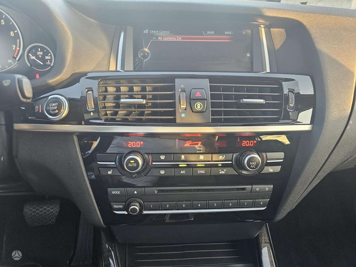 BMW X4, 2.0 l., off-road / crossover