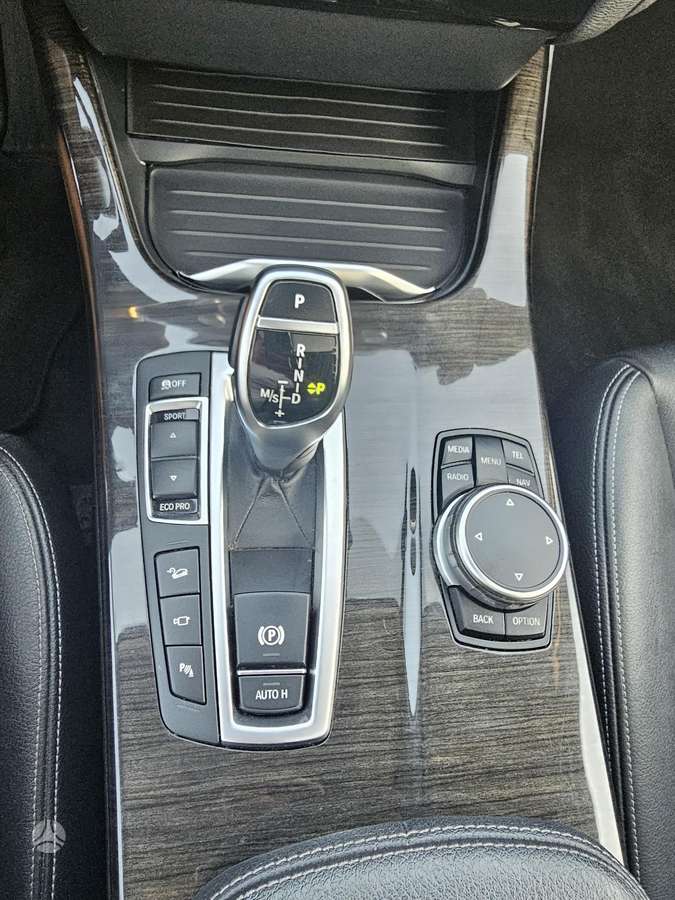 BMW X4, 2.0 l., off-road / crossover