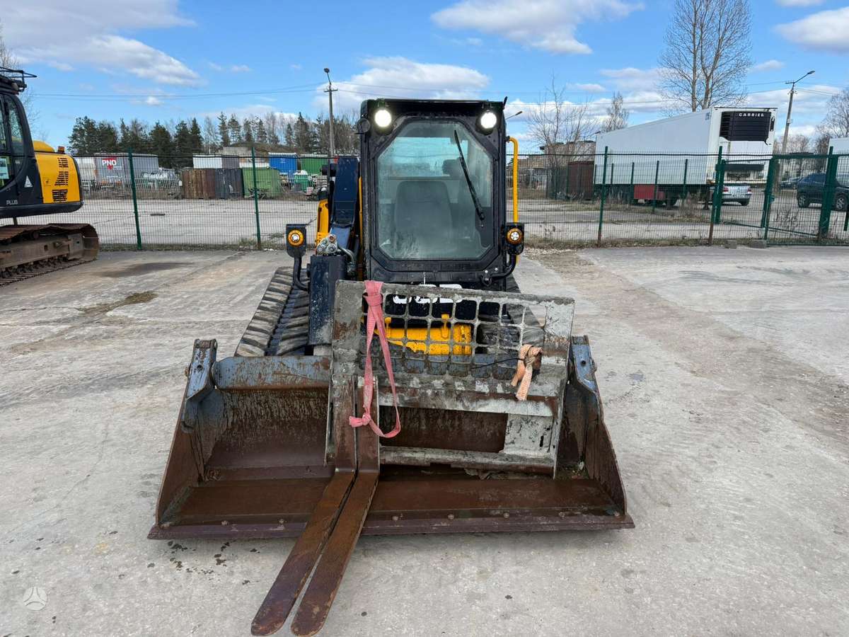 JCB 300T, mini iekrāvēji