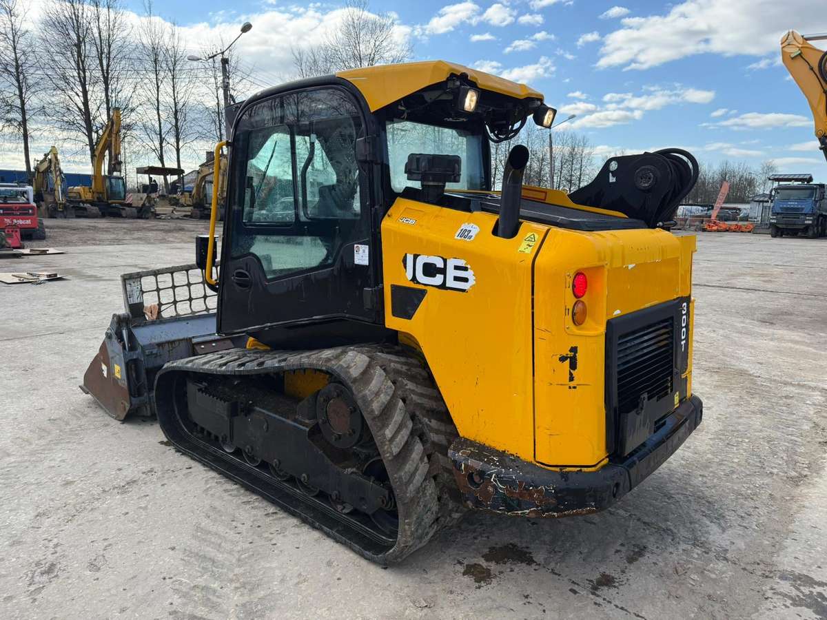 JCB 300T, mini iekrāvēji