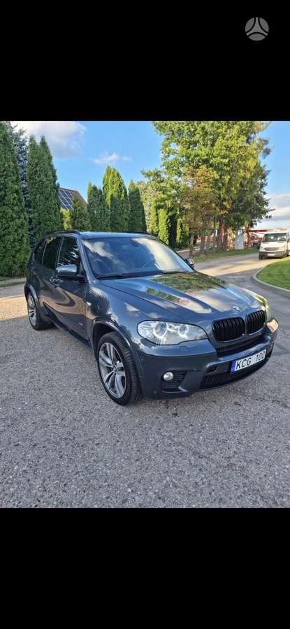BMW X5, 3.0 l., off-road / crossover