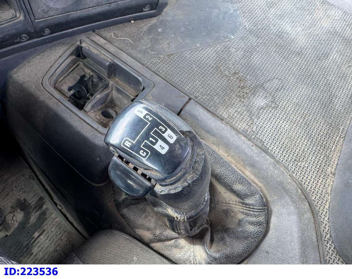 Scania P420 6x2 - 10 tyre - manual, самосвалы