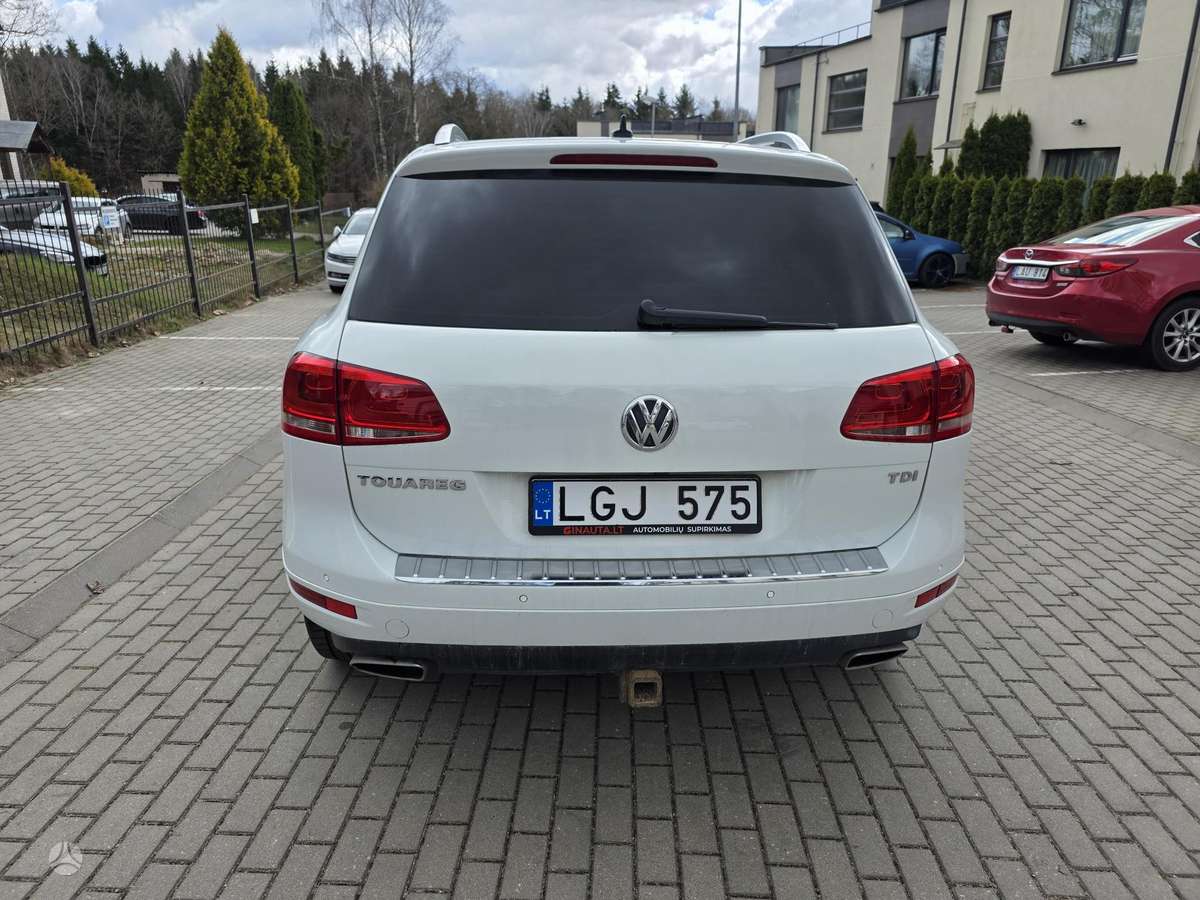 Volkswagen Touareg - 8