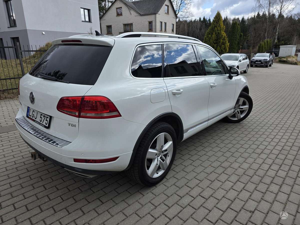 Volkswagen Touareg - 9