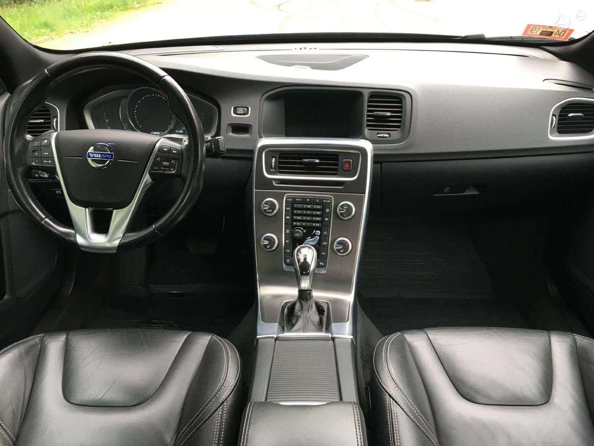 Volvo S60, 2.0 l., Седан