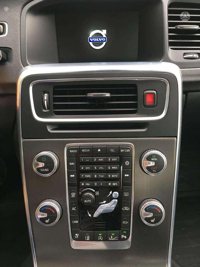 Volvo S60, 2.0 l., Седан
