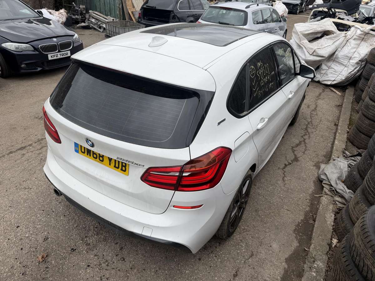 BMW 2 serija