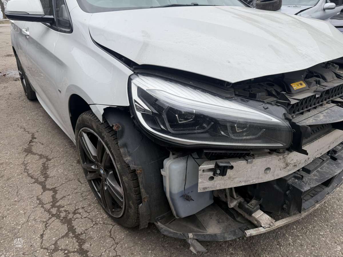 BMW 2 serija
