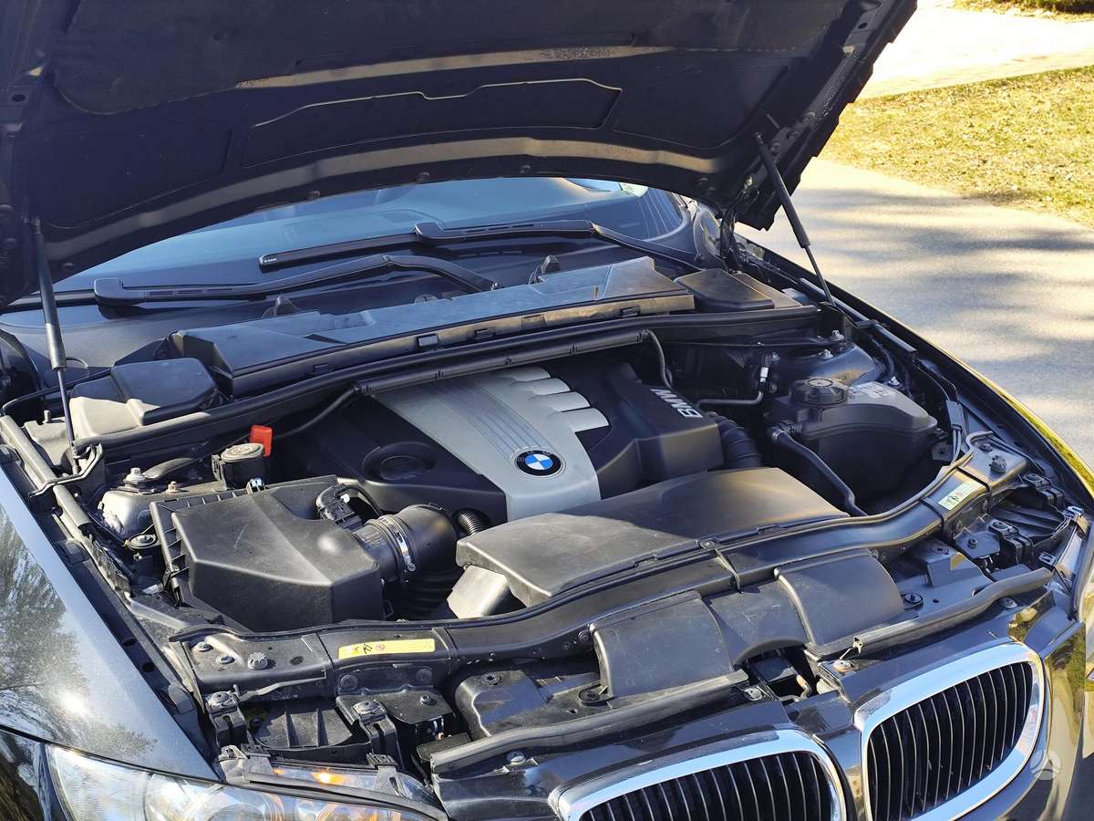 BMW 320, 2.0 l., Купе (coupe)
