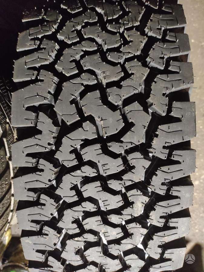 Bridgestone (ZieminesUniversaliosVasarines, летние 265/65 R17
