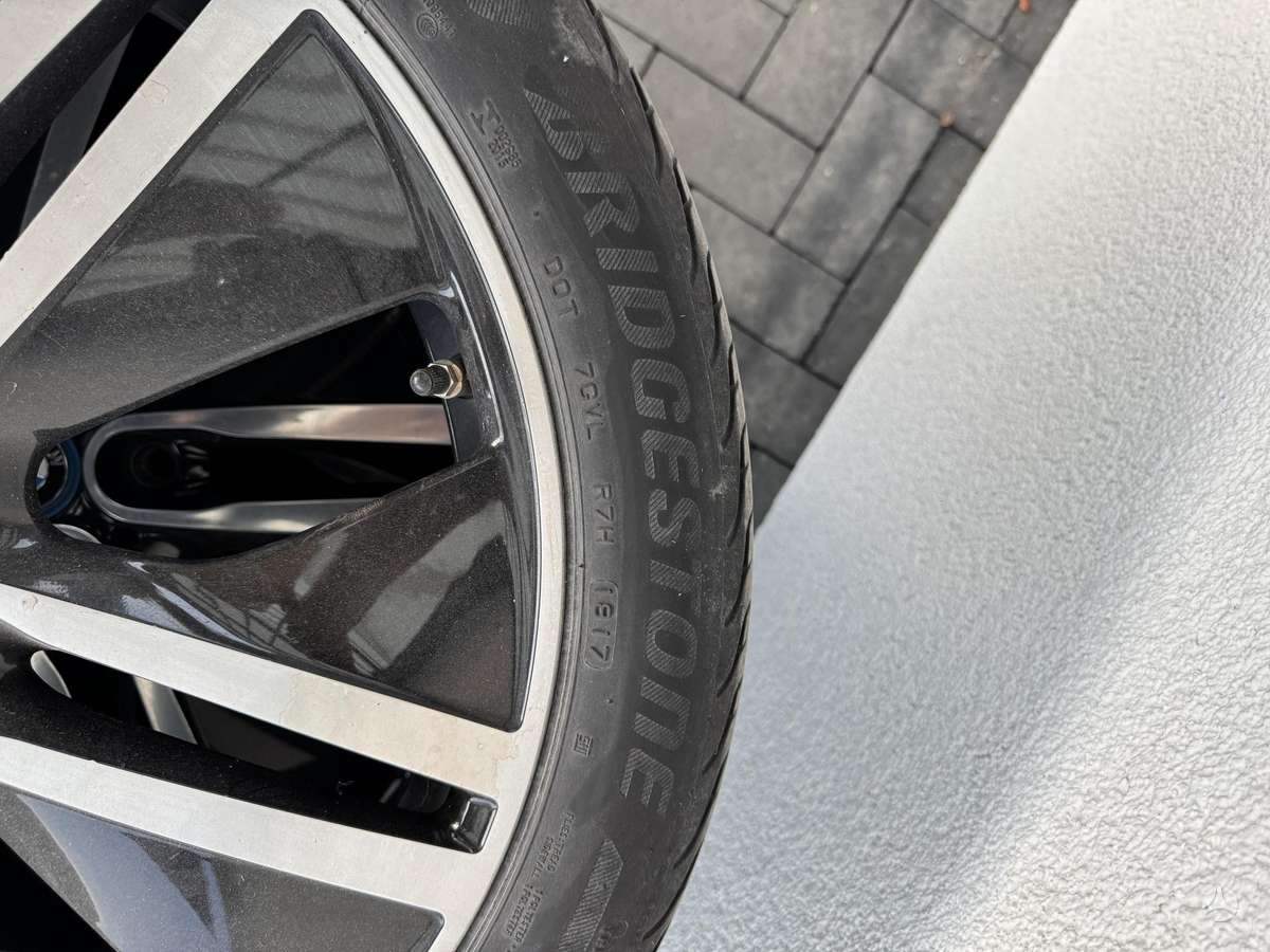 BMW I3, lengvojo lydinio, R20