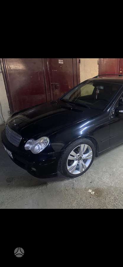 Mercedes-Benz, lengvojo lydinio, R17