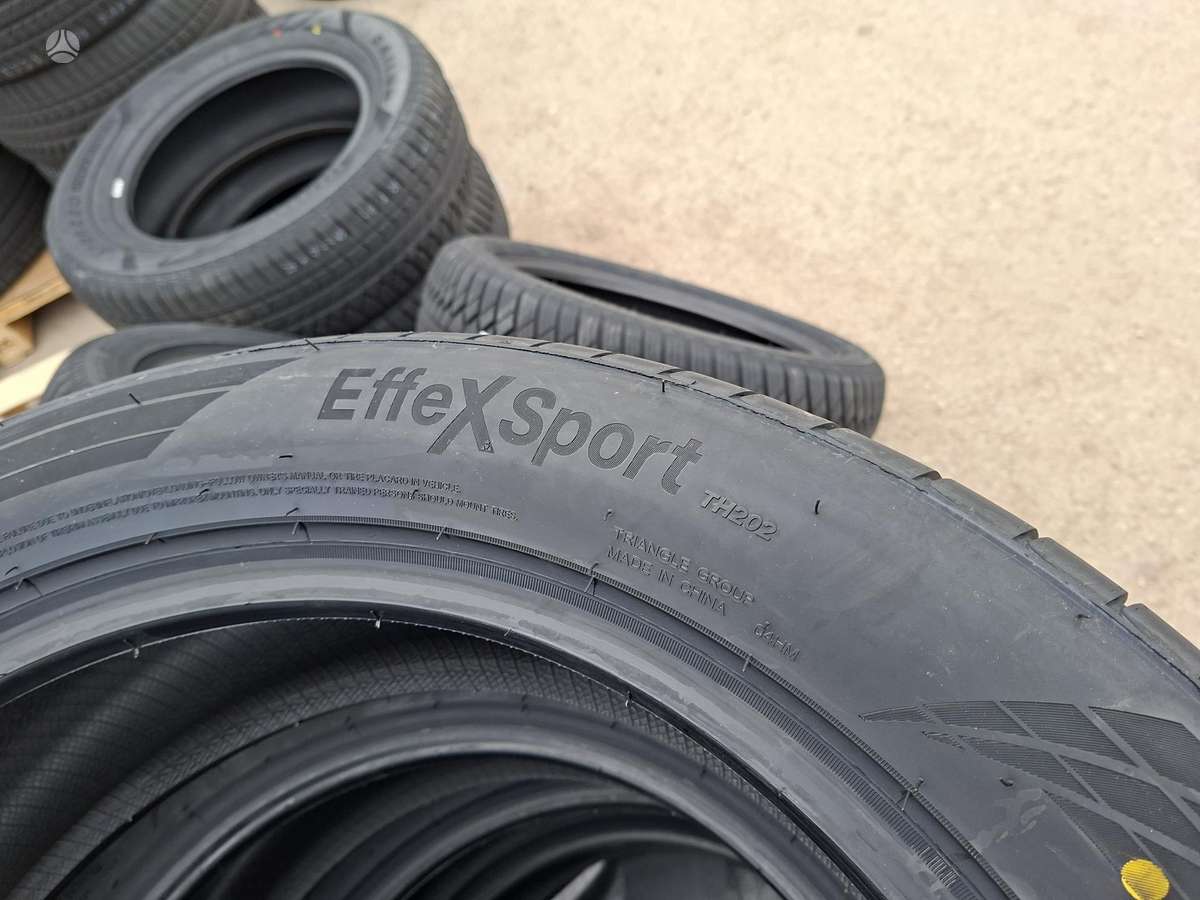 Triangle TH202 2025, summer 235/55 R20