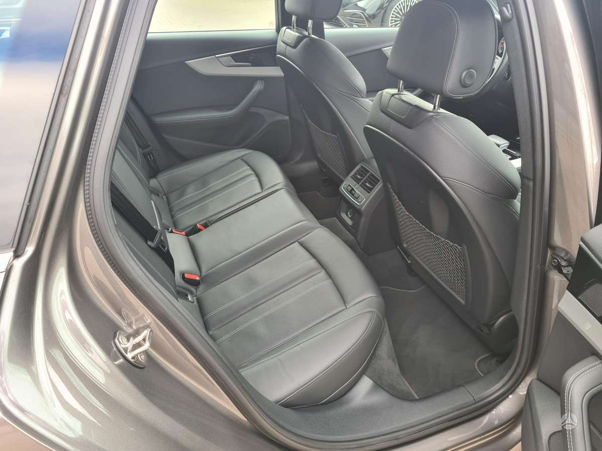 Audi A4, 2.0 l., Универсал