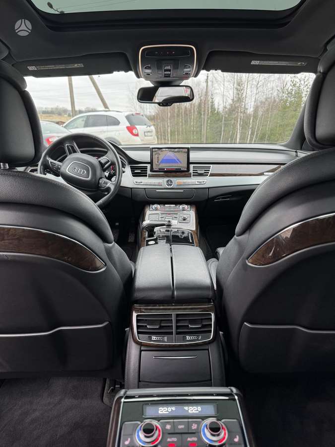 Audi A8 L, 3.0 l., Седан