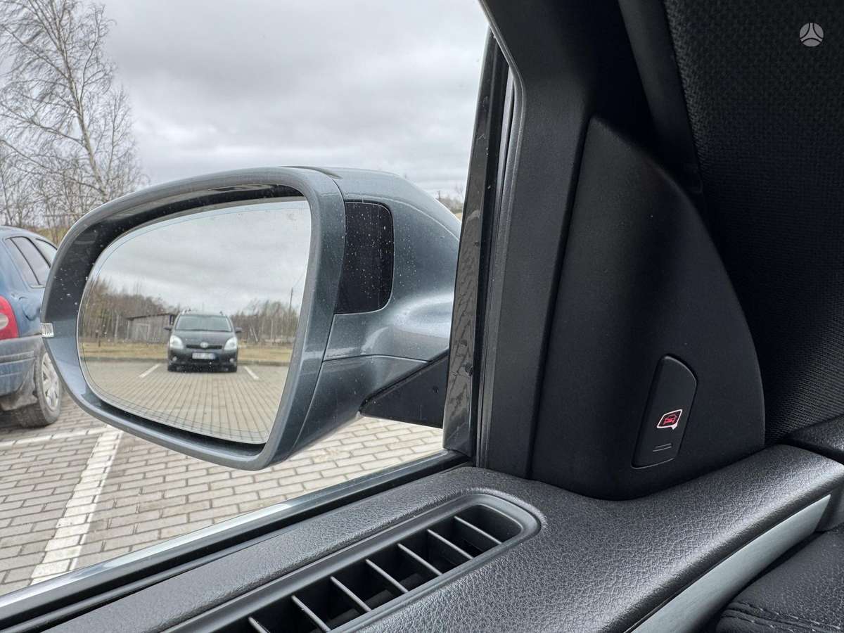 Audi A8 L, 3.0 l., Седан