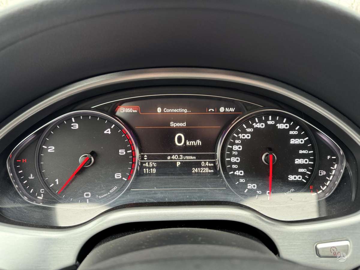 Audi A8 L, 3.0 l., Седан