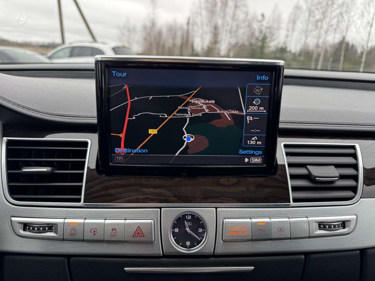 Audi A8 L, 3.0 l., Седан