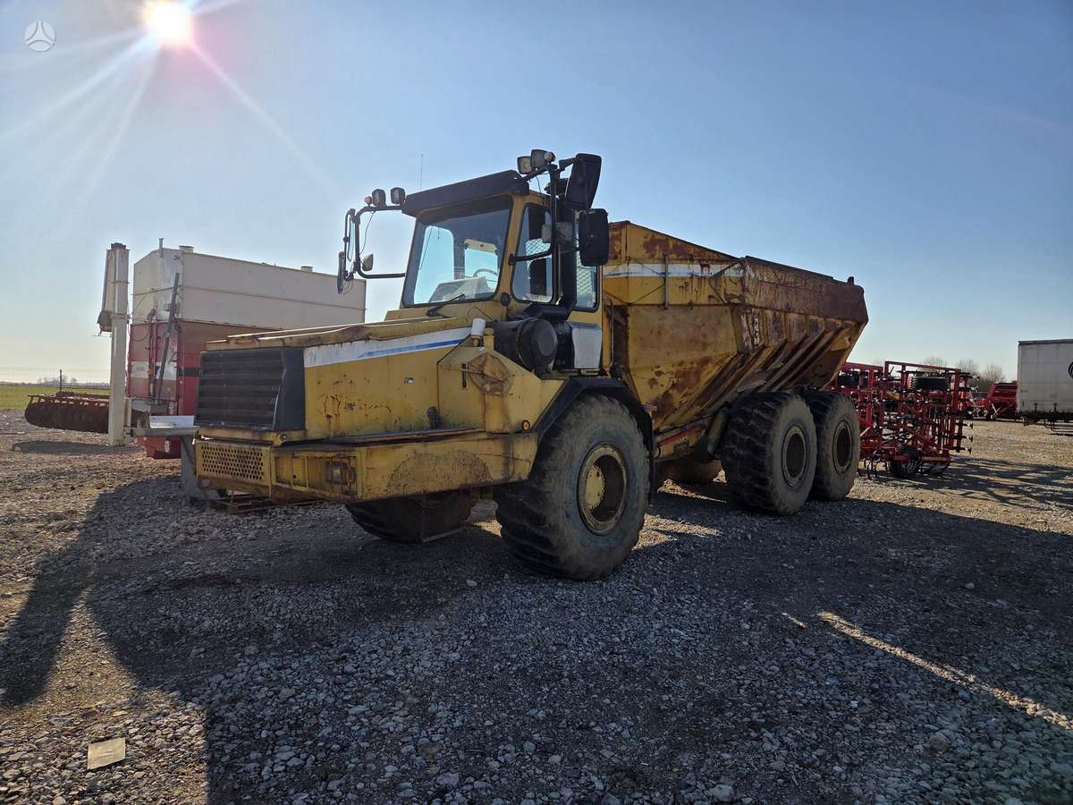 Moxy MT-30, dumpers / tippers