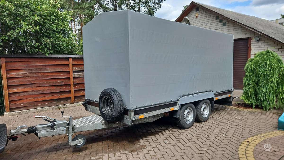 Wiola, passenger car trailers