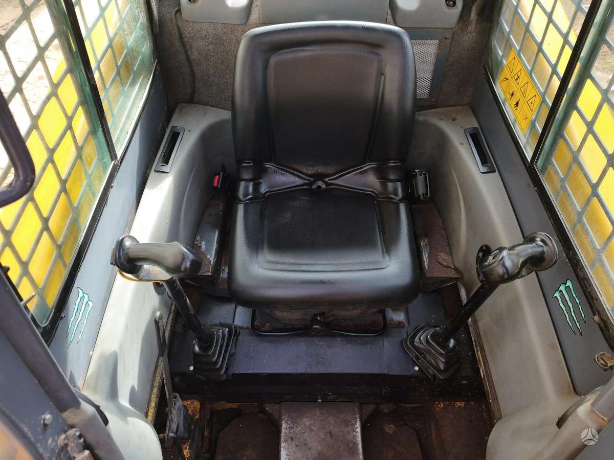 GEHL SL6640, mini loaders
