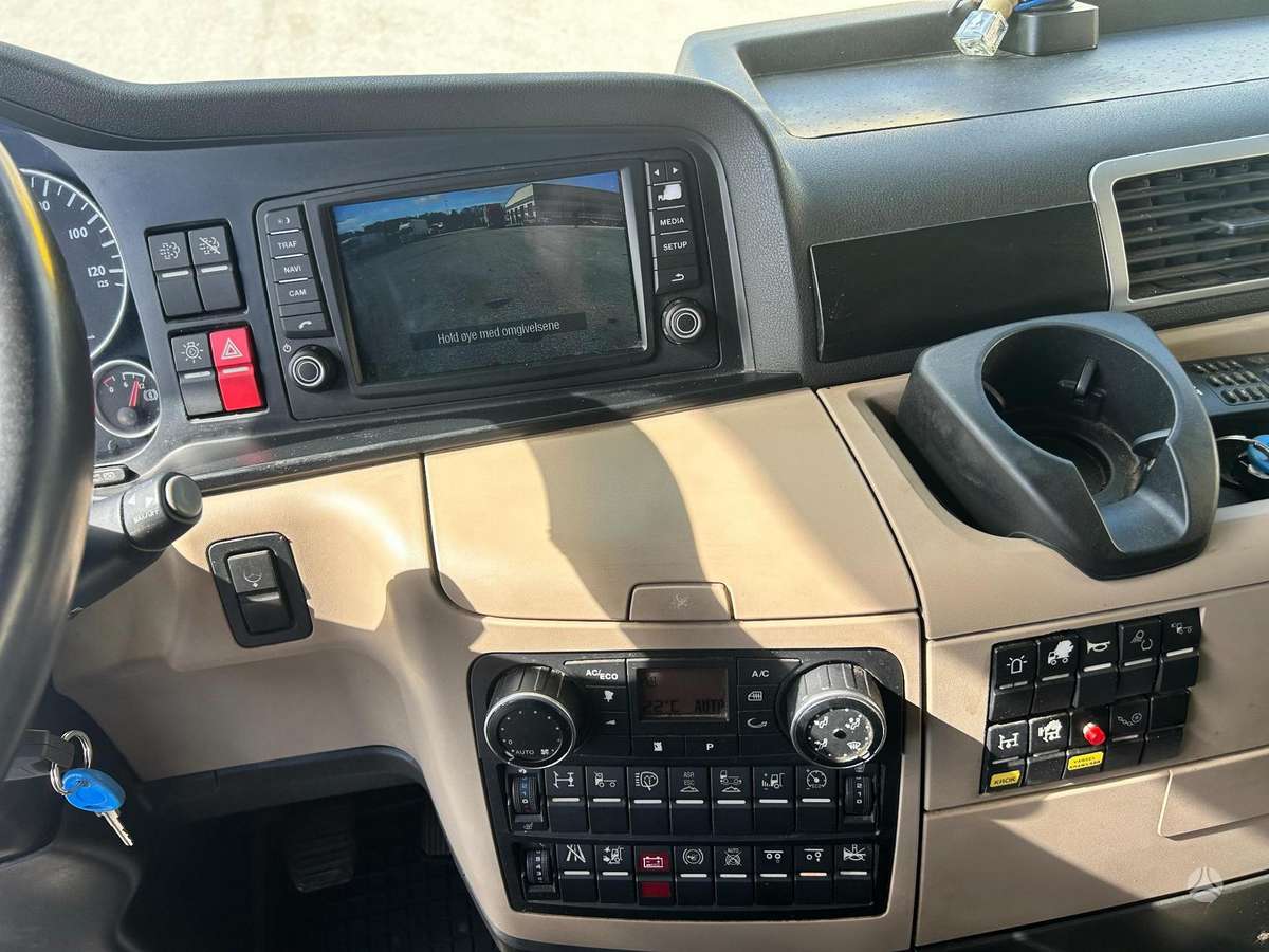 MAN TGS 26.460, с краном