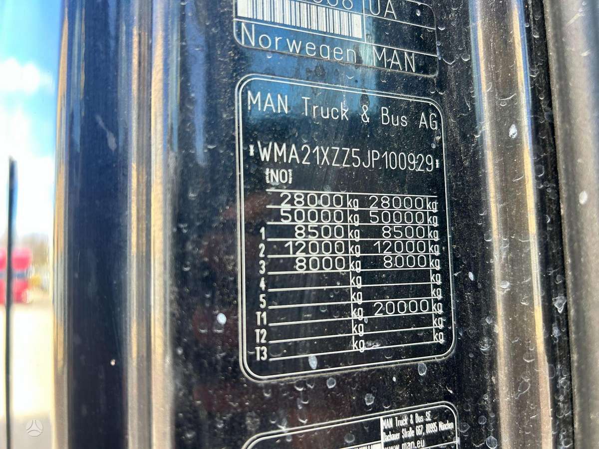 MAN TGS 26.460, su kranu
