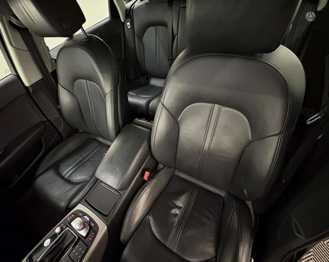 Audi A6 allroad, 3.0 l., Универсал