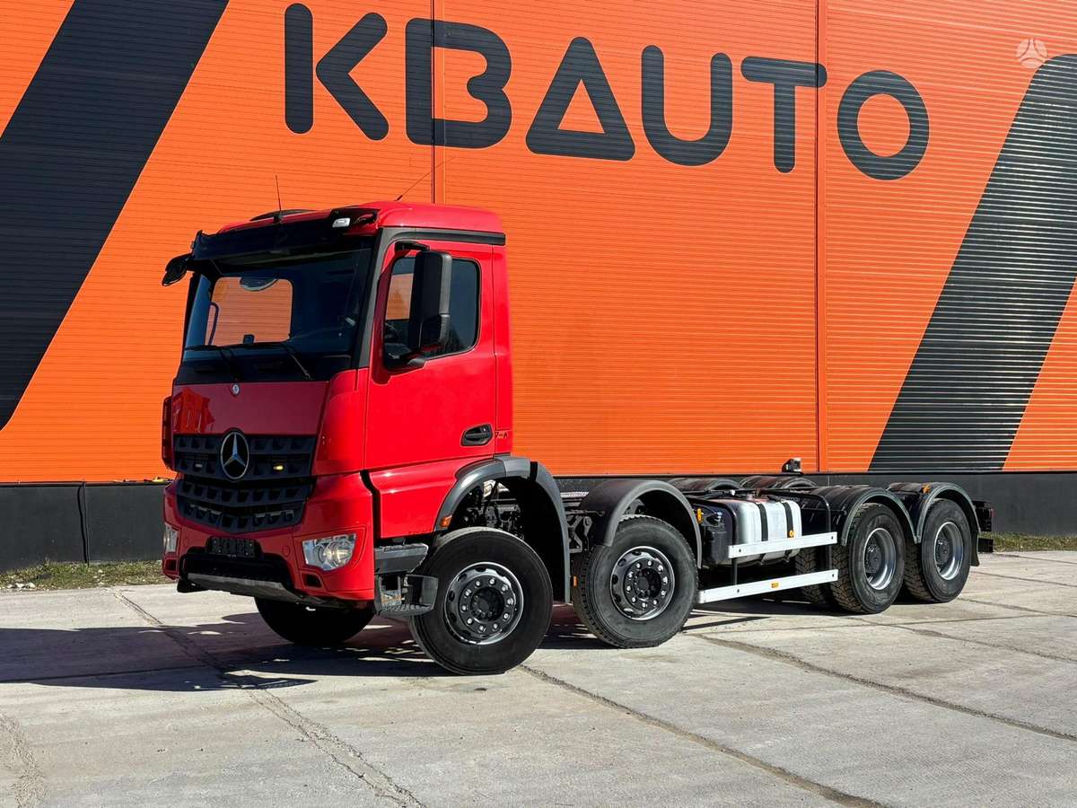 Mercedes-Benz Arocs 4142 8x4, шасси