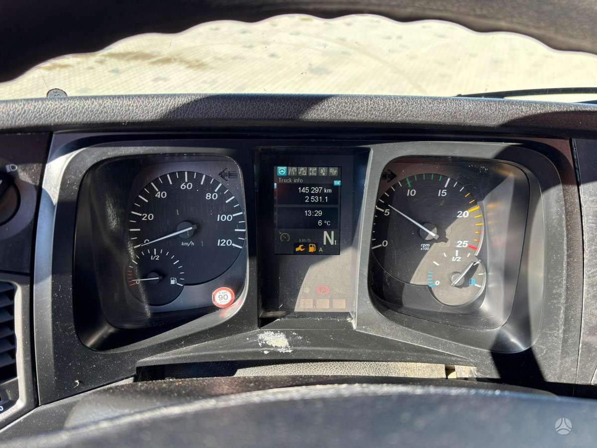 Mercedes-Benz Arocs 4142 8x4, шасси