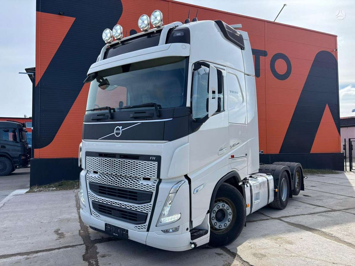 Volvo FH 540 6x2, single sleeper
